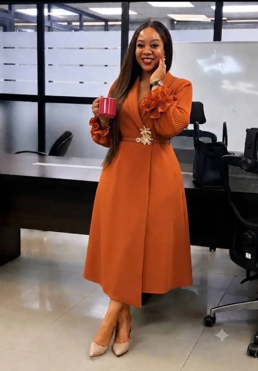 🥰
M to 2xxl
Gorgeous office dress
40,000