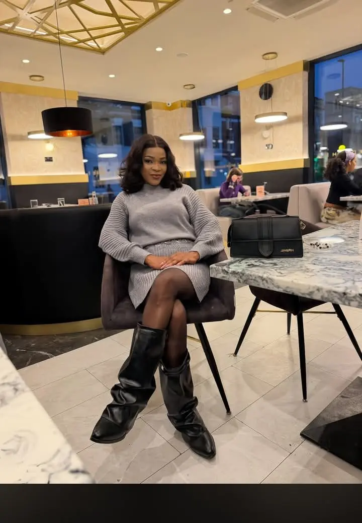 Happy birthday to my big sister ❤️❤️❤️❤️ Wishing you the very best of life my American girl 😘🥰 🥰...
