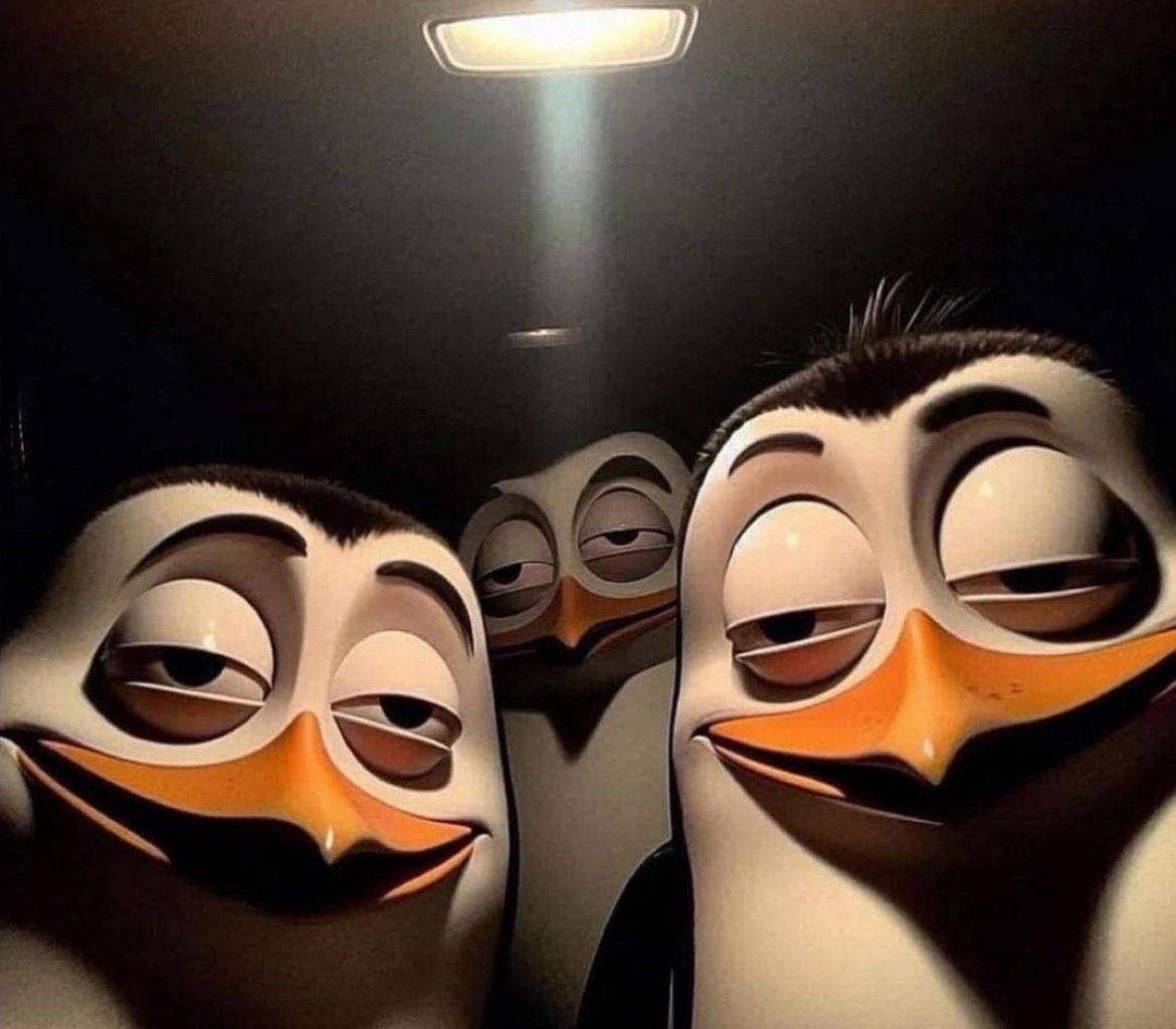 ME and my bad friends in Uni.... ๐๐
After Eating My friends birthday Cake ๐