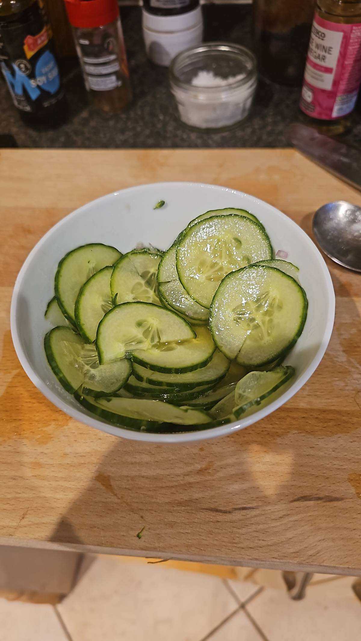Trying something new ce soir. Pickled cucumber