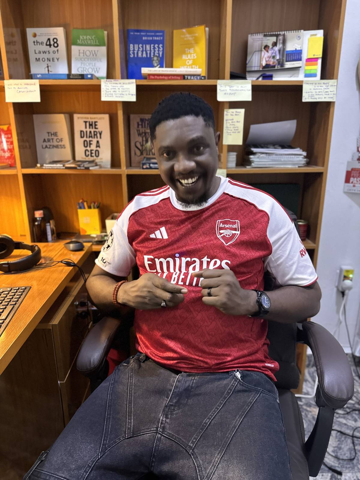 Morning filmmakers tip ☕🎬
Champions are awake…
Like Arsenal, champions are not made in one seas...