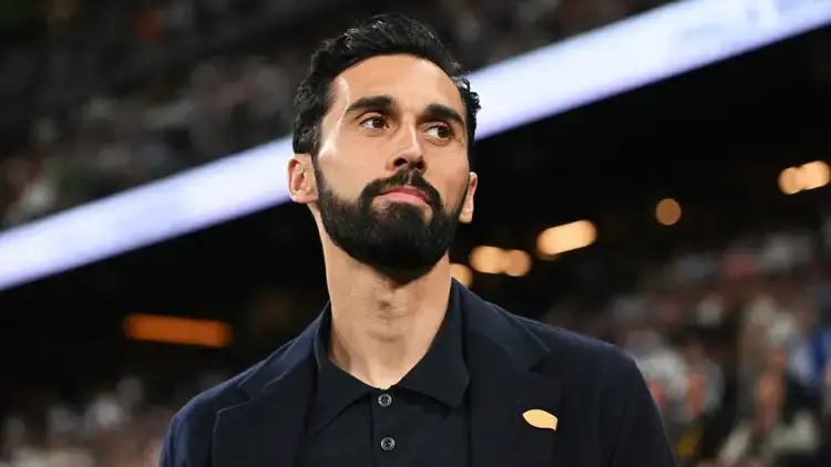Fulham are nearing an agreement to make Alvaro Arbeloa their new manager on a three-year contract fo...