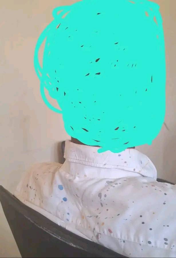 Be warned: Some issues in this post may be disturbing.
This is the back of someone who lives in a...