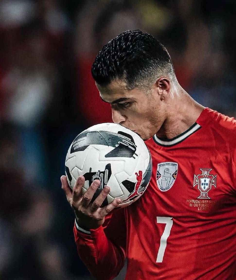 Will Ronaldo Become the First Player to Score In Six World Cup?
#aHeritager
If Cristiano Ronaldo s...