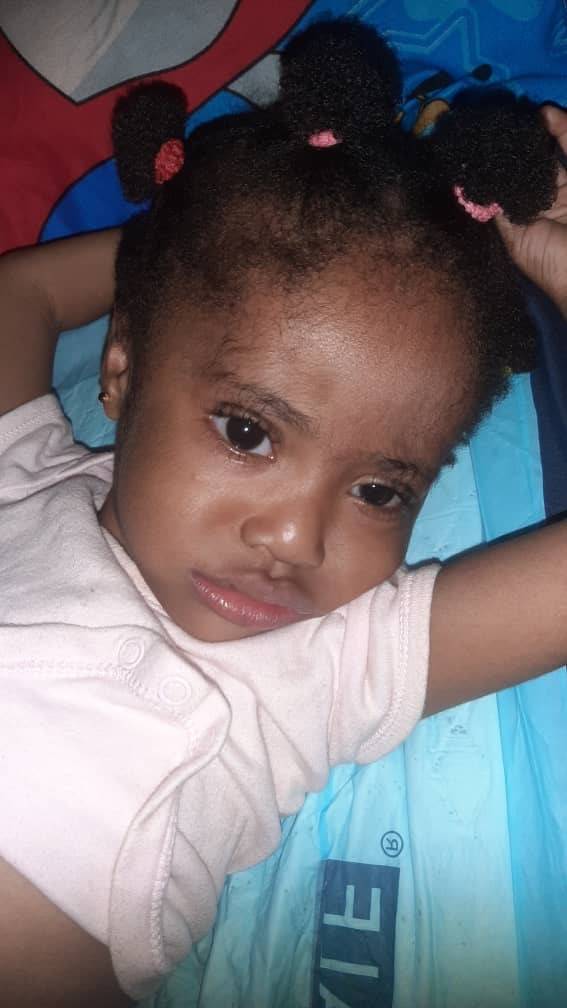 After telling her tomorrow is Monday and school resumes tomorrow also ๐๐