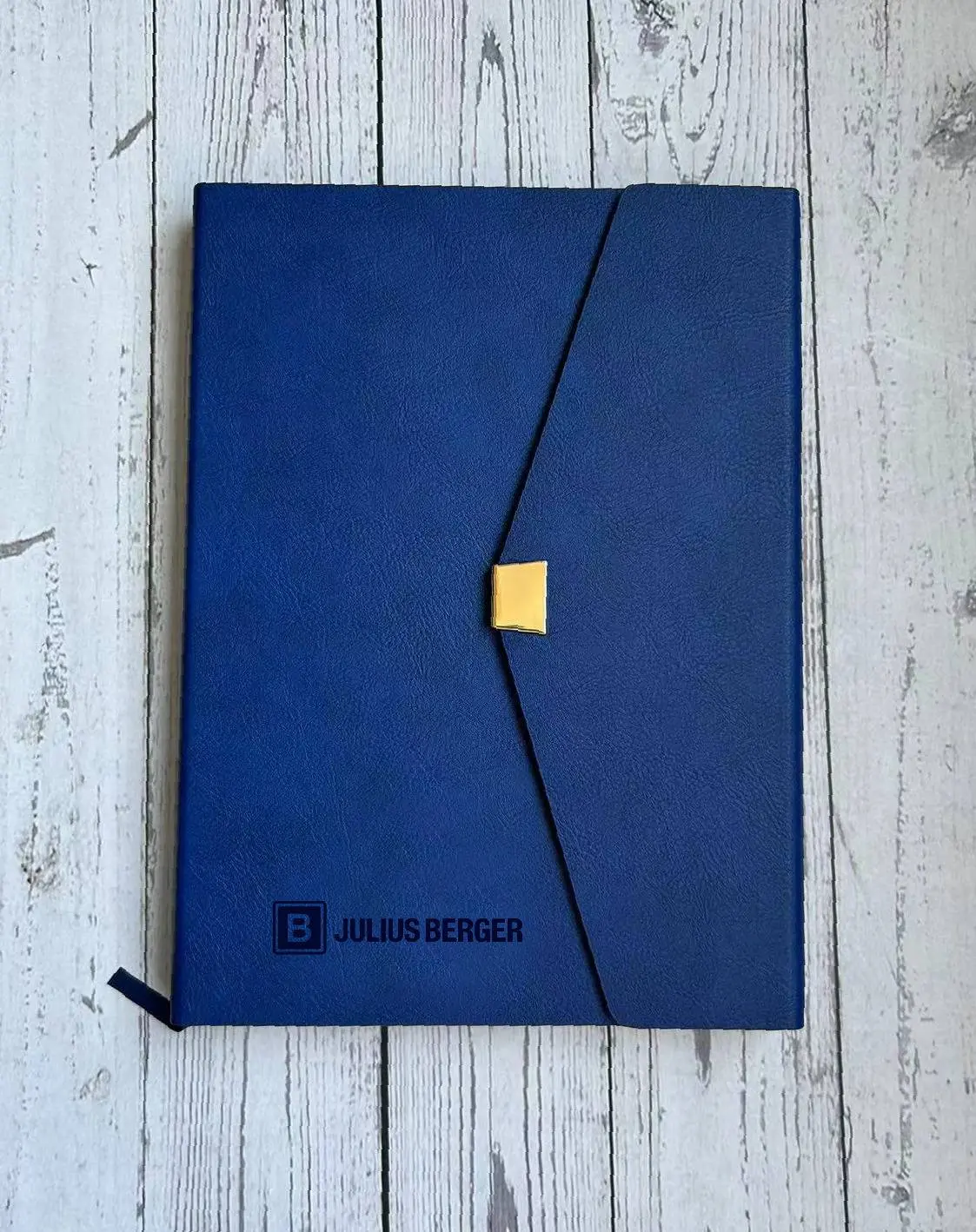 *Customized Notepad🫑🔥*
Keep your brand in your clients' hands while helping them stay organized a...