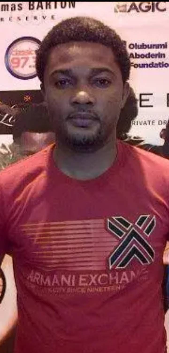 Few years ago when I was trying to break into Nollywood.
Can you guess what year?
Waiting.....
#Tab...