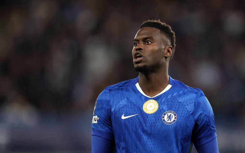 Benoît Badiashile any potential deal will depend on the terms and conditions set by Chelsea.
🔗 Dan...