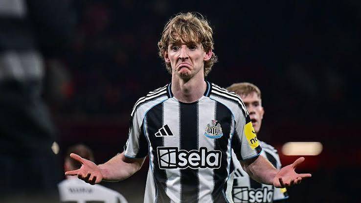 ‼️ Newcastle are demanding up to €90m for Anthony Gordon.

🔗 Florian Plettenberg - Sky Germany

#CF...