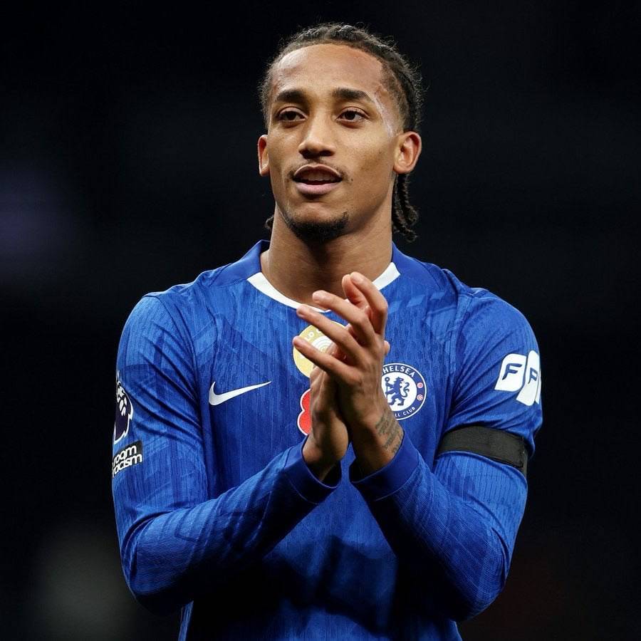 Summer signings with 20+ G/A in the Premier League this season:
João Pedro (20)
That's it. 🧊
🔗...