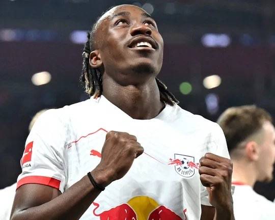 🗣️ Yan Diomande:
“Imagine people say you go to Chelsea or Real Madrid to do this job, you’re going...