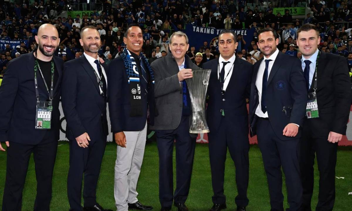 🚨 Chelsea’s leadership team of Paul Winstanley, Laurence Stewart, Joe Shields, Sam Jewell and Dave...