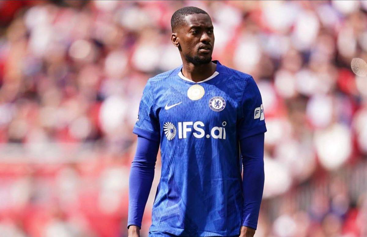 ๐จ๐ค Tosin remains a major doubt for the FA Cup final due to discomfort issues in his hamstring.
It...