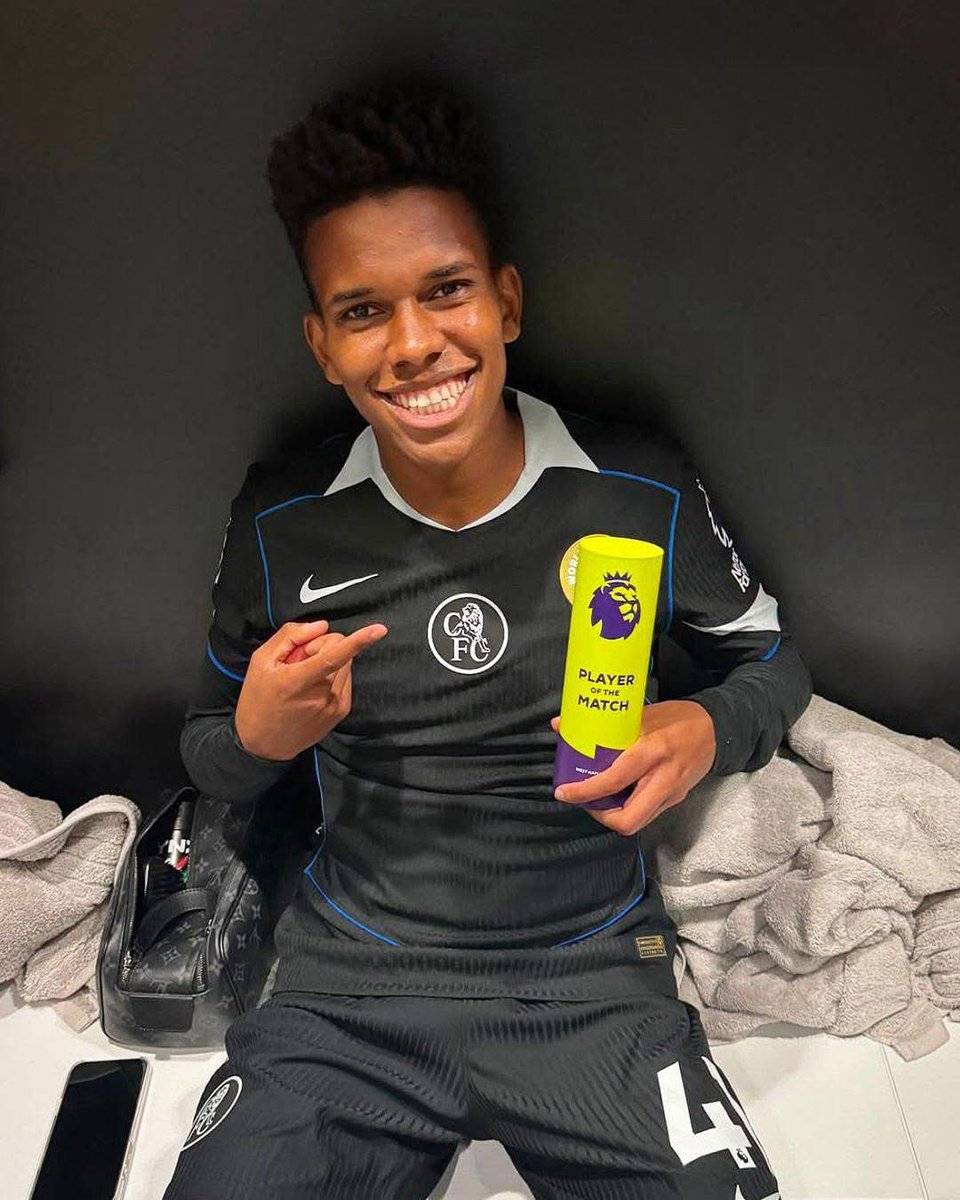 Chelsea are hopeful winger Estevao Willian will be fit enough to return early in pre-season. Officia...