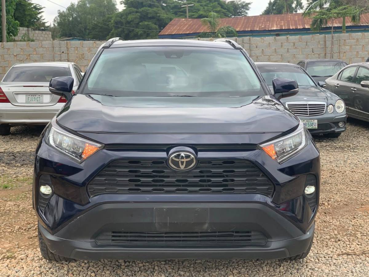 ๐ฅ HOT DEAL ALERT! ๐ฅ
๐ Belgium Standard 2020 Toyota RAV4 XLE
โ
Unregistered
โ
Original Custom D...