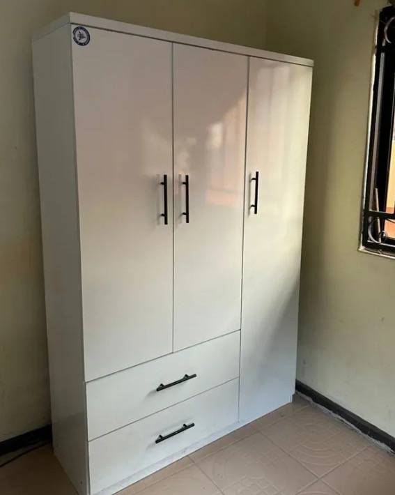 π Item: Brand New 4 by 6 Wardrobe π Can be delivered
π° Price: 120k
π Location: Oshodi
πREF:...