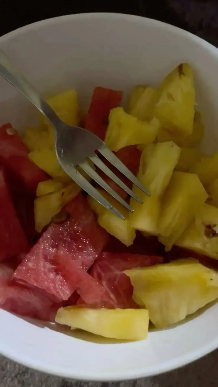 Omo my Doctor Tell me say make I dey chop fruits this period so I say make I use this one do Night f...