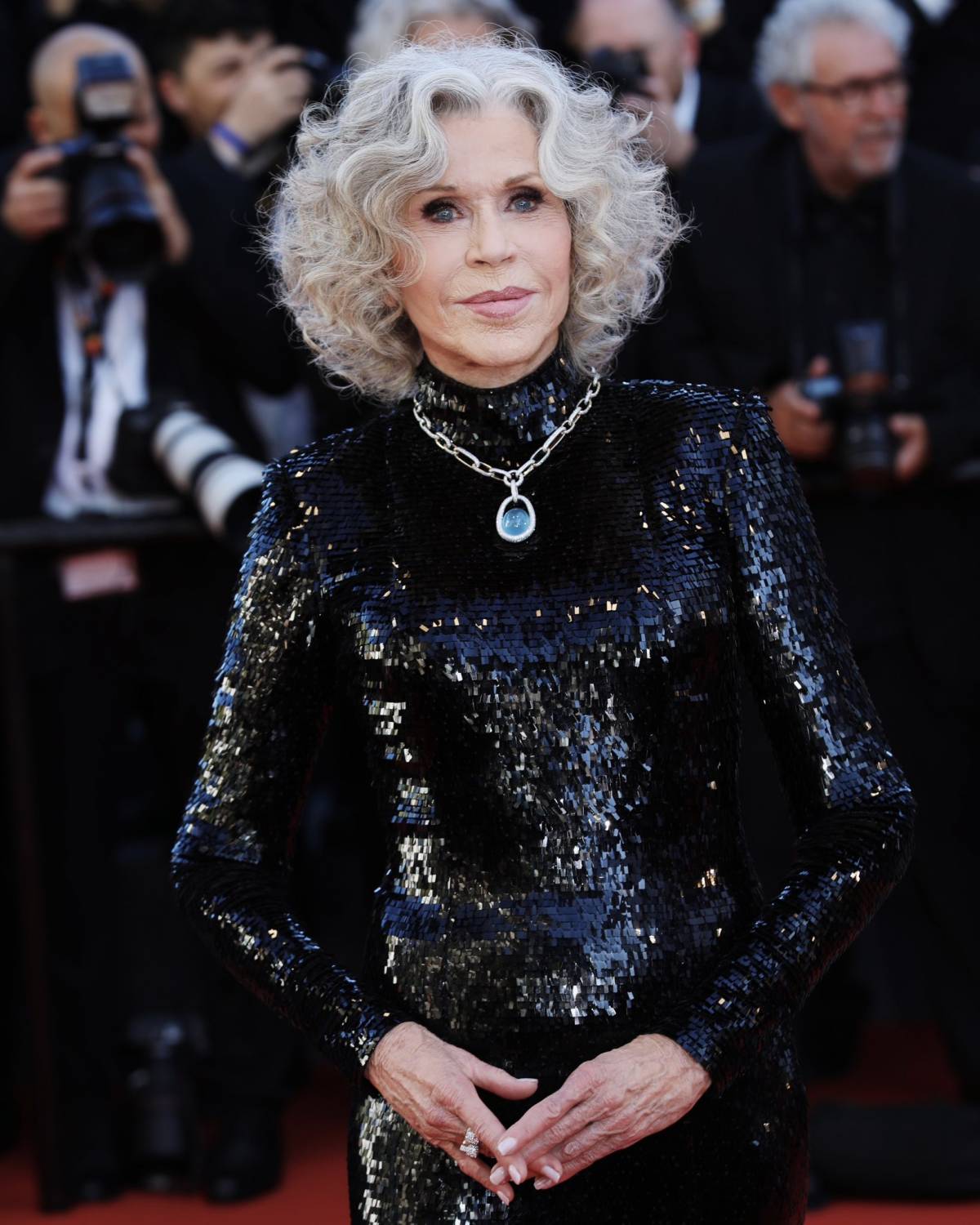 ๐ Actresses Jane Fonda, Aja Naomi King, Ye Zhou and Demi Moore at the red carpet of the 79th #Canne...