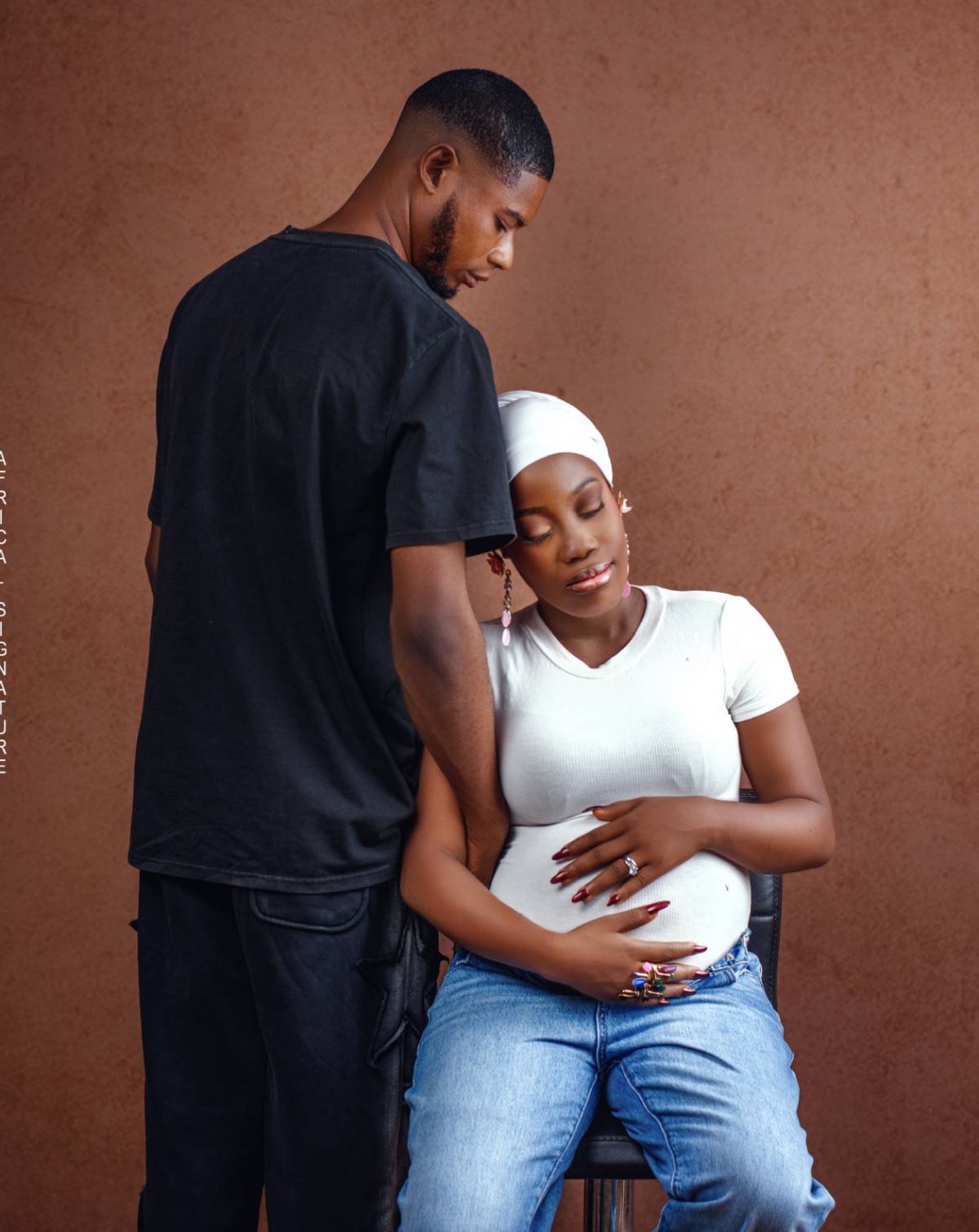 Been busy since morning π my little brother just gave me a baby girlπππ
Say me a congratulations...