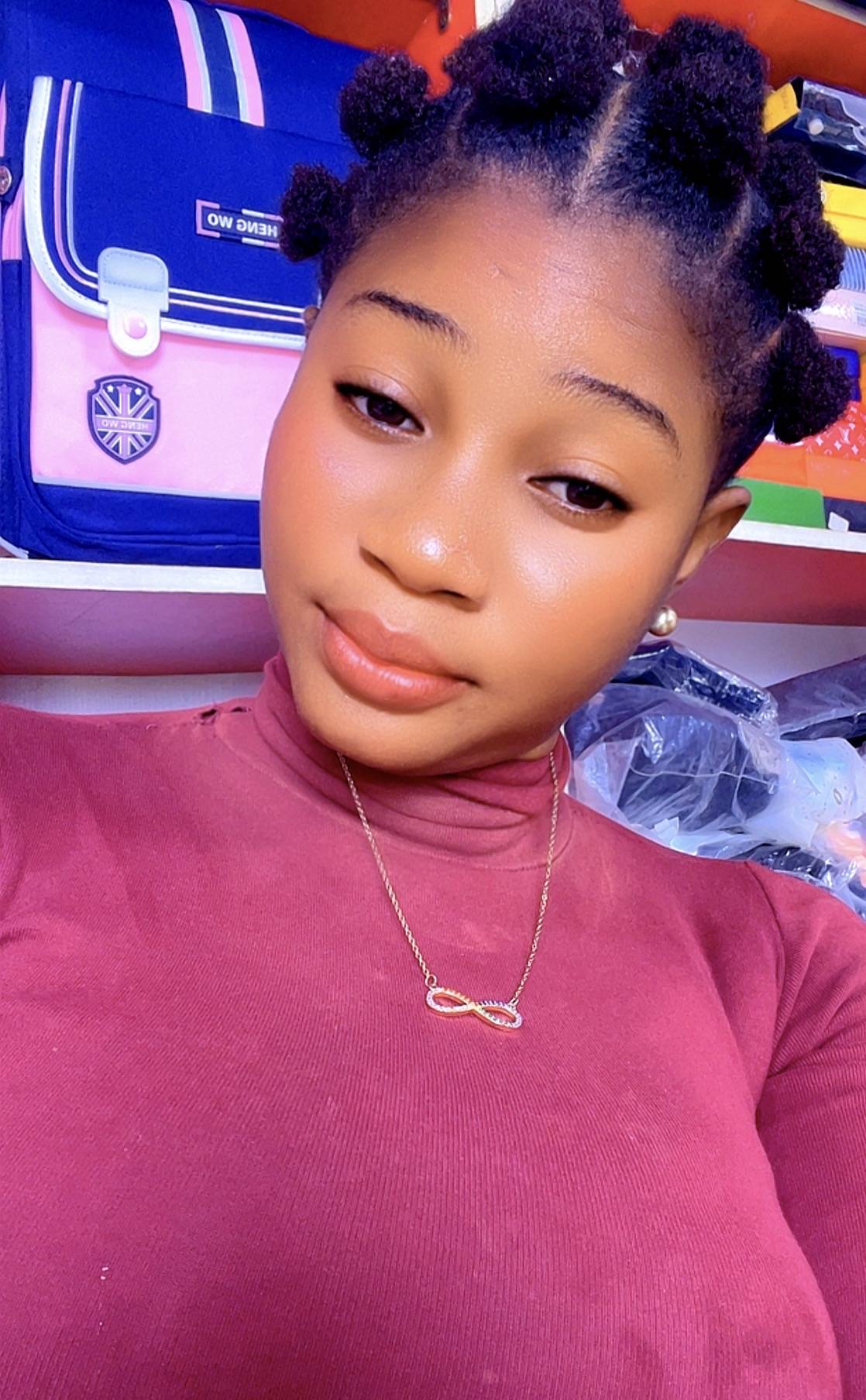 Ise wooo gangan
Lefin deni giga
E ja wasi π€²πΎπ€²πΎ
Edakun ooo
#LekeeLekee
#Trending
#abby