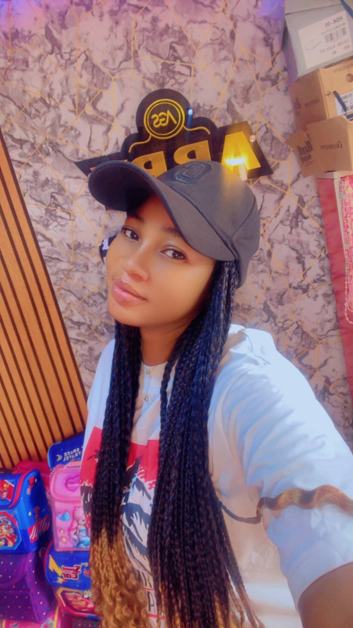 Hii Besties let discuss about Modern Dating and Relationships π©ββ€οΈβπ¨
Here are some angles I want u...