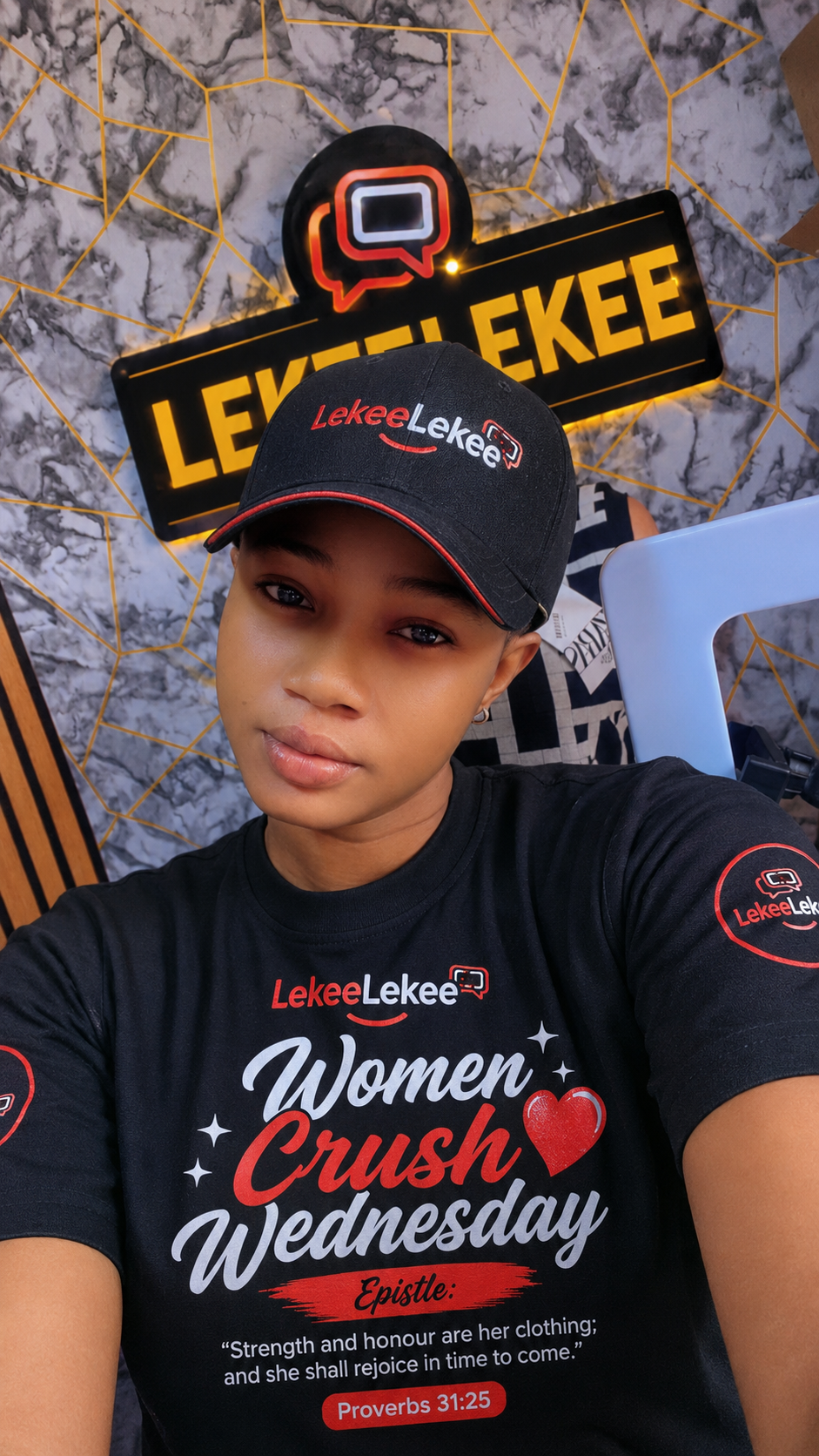 🔥 Women Crush Wednesday
Happy Wednesday, beautiful people! ❤️
Today, celebrate a woman who inspires...
