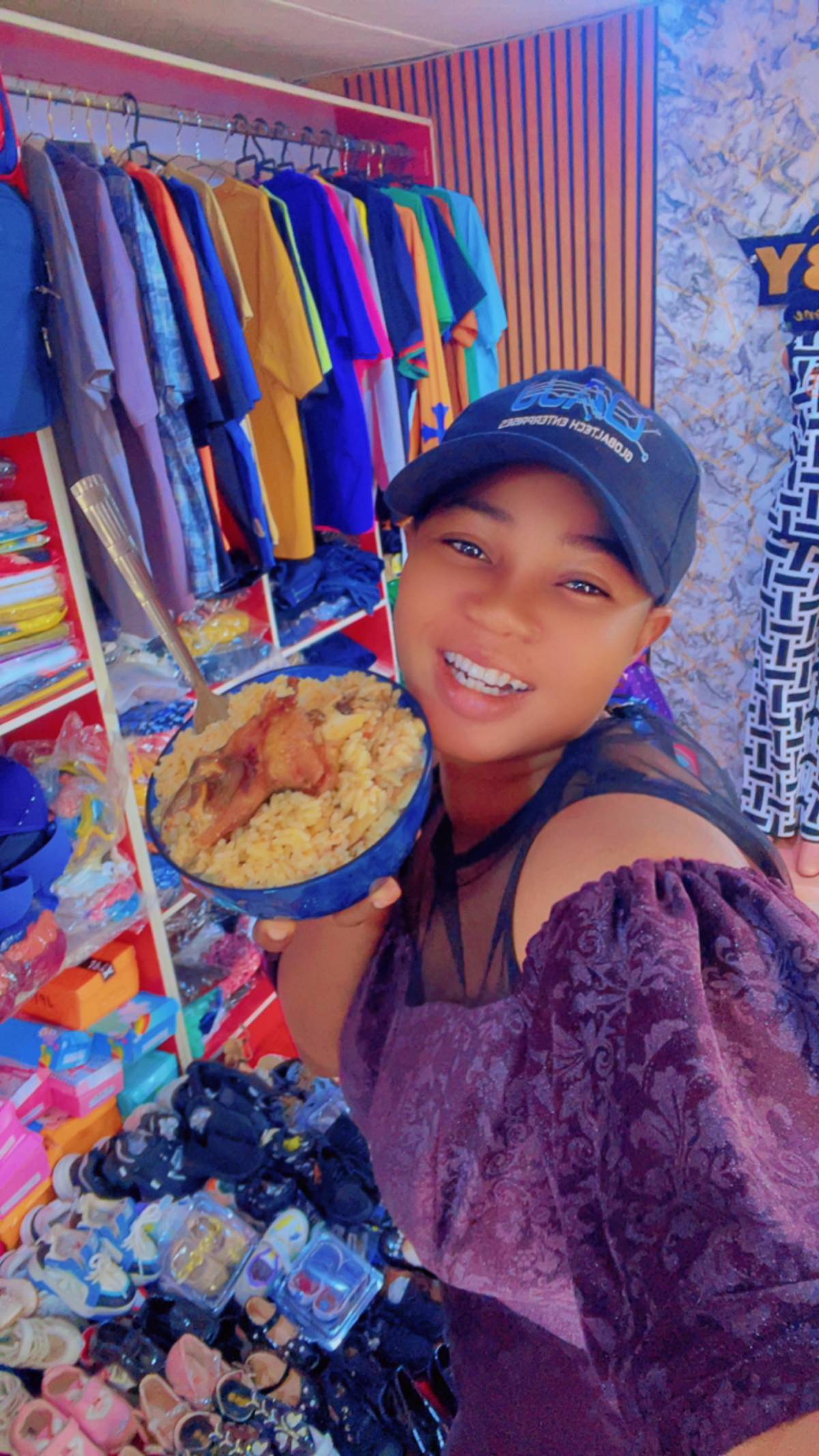 My people oya o the food is finally served
#LekeeLekee
#Trending
#abby