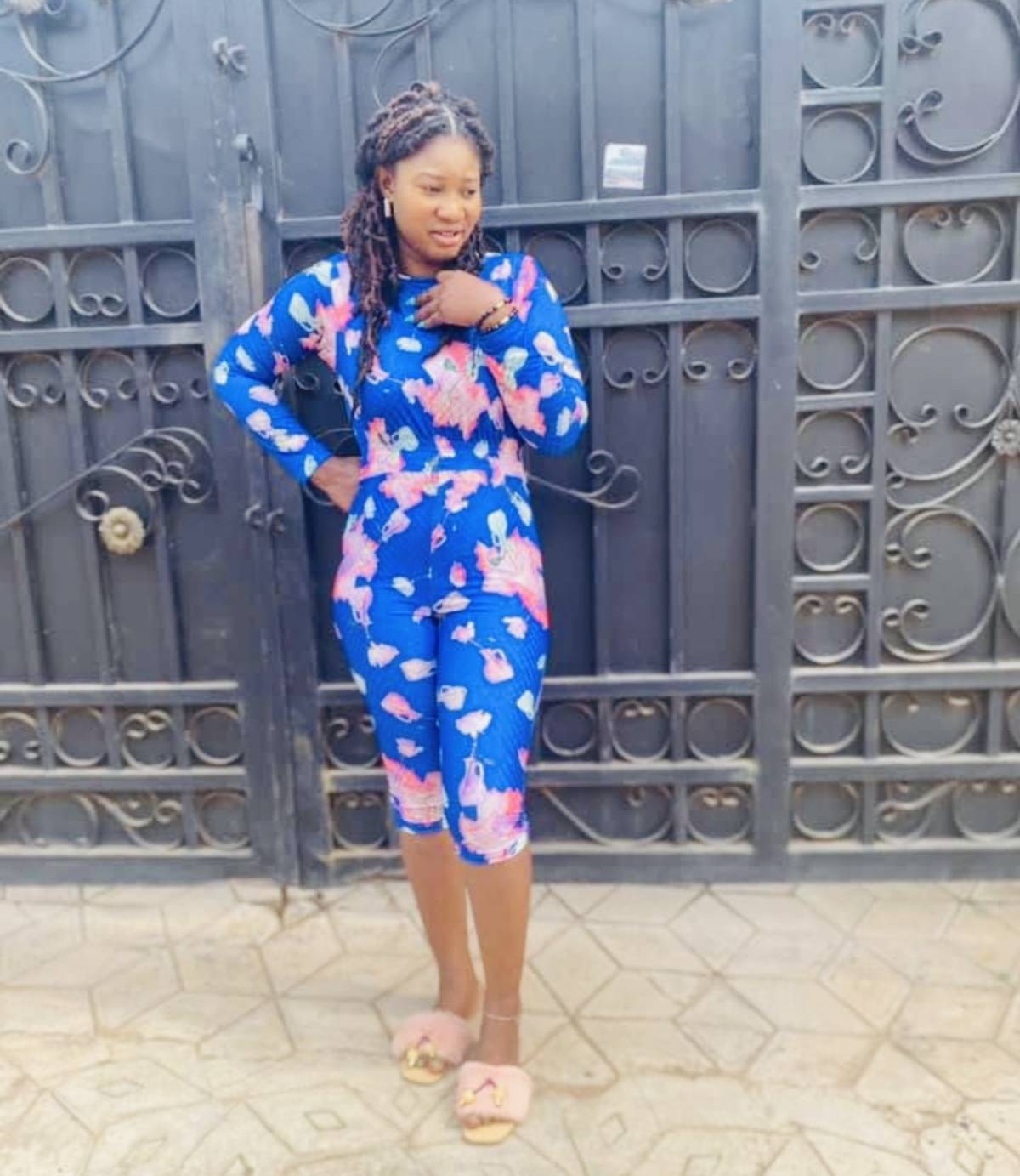 Not everyone who smiles with you is happy for you.π
#LekeeLekee
#Trending
#abby