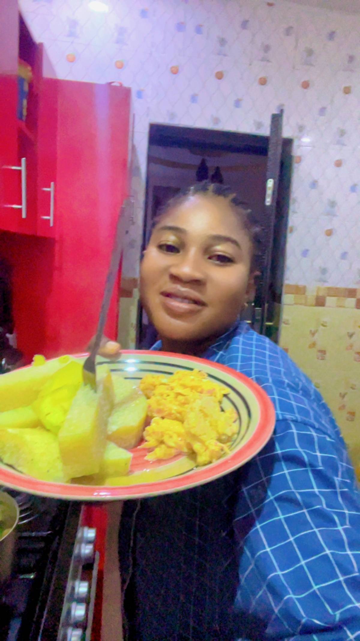 Dinner is served early ๐
Who want to join me โค๏ธโค๏ธ๐ฏ
#LekeeLekee
#Trending
#abby