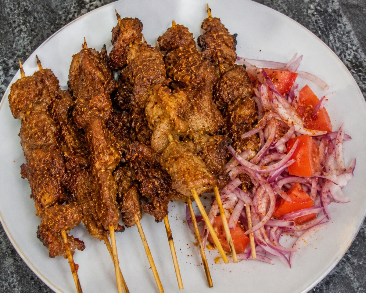 The real taste of African street food! Suya!
#LekeeLekee #AfricanFood #TasteOfAfrica