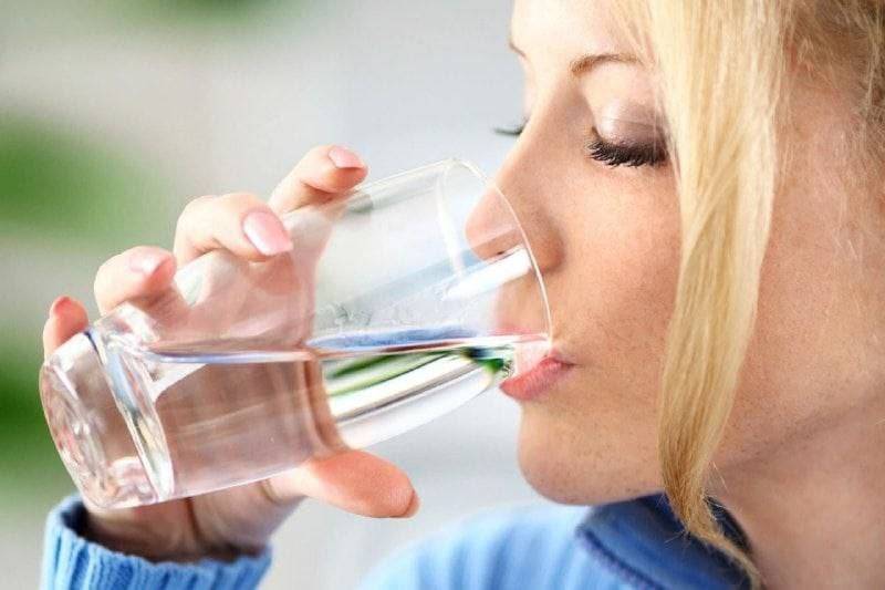 If you have stopped feeling thirsty, you urgently need to drink water.
When the human body is dehyd...