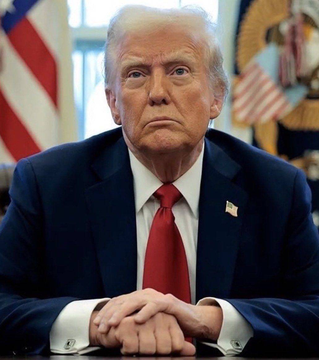 JUST IN: πΊπΈ President Trump moves to withdraw his $10 billion lawsuit against the IRS.
#news