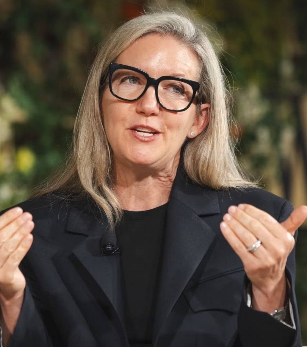 JUST IN: Cracker Barrel $CBRL CEO Julie Masino resigns.
#CBRL #News