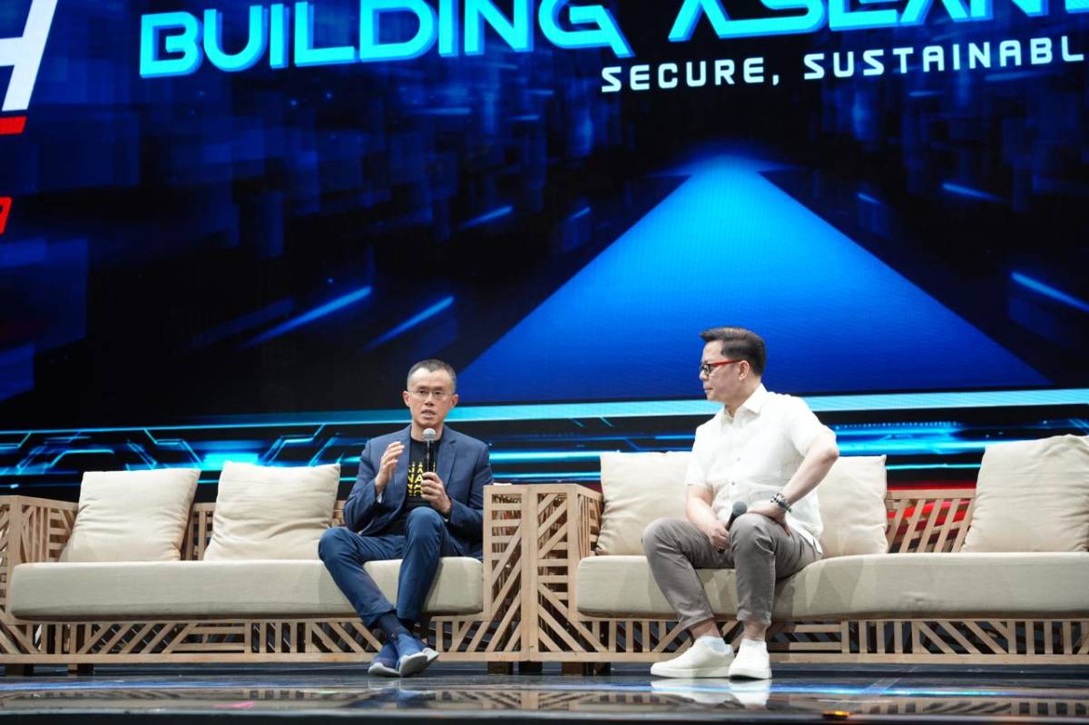 ๐ต๐ญ JUST IN: Binance founder CZ makes his first public appearance in the Philippines at the ASEAN Tec...