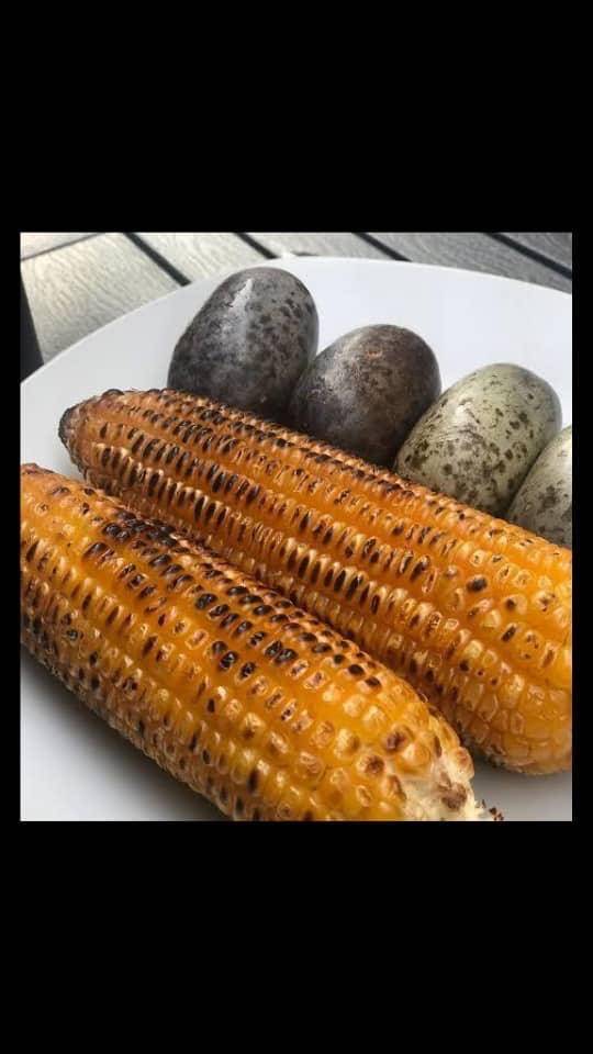 Na Who Give Me Maize I Go Amaze, If you come add am Pear, I go Appear Whenever You Need Meπππ