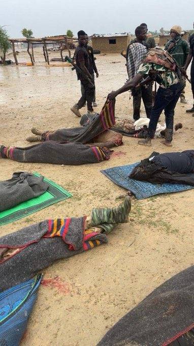 ๐ Breaking News:
Security sources and Sahara Reporters are reporting that suspected Boko Haram figh...