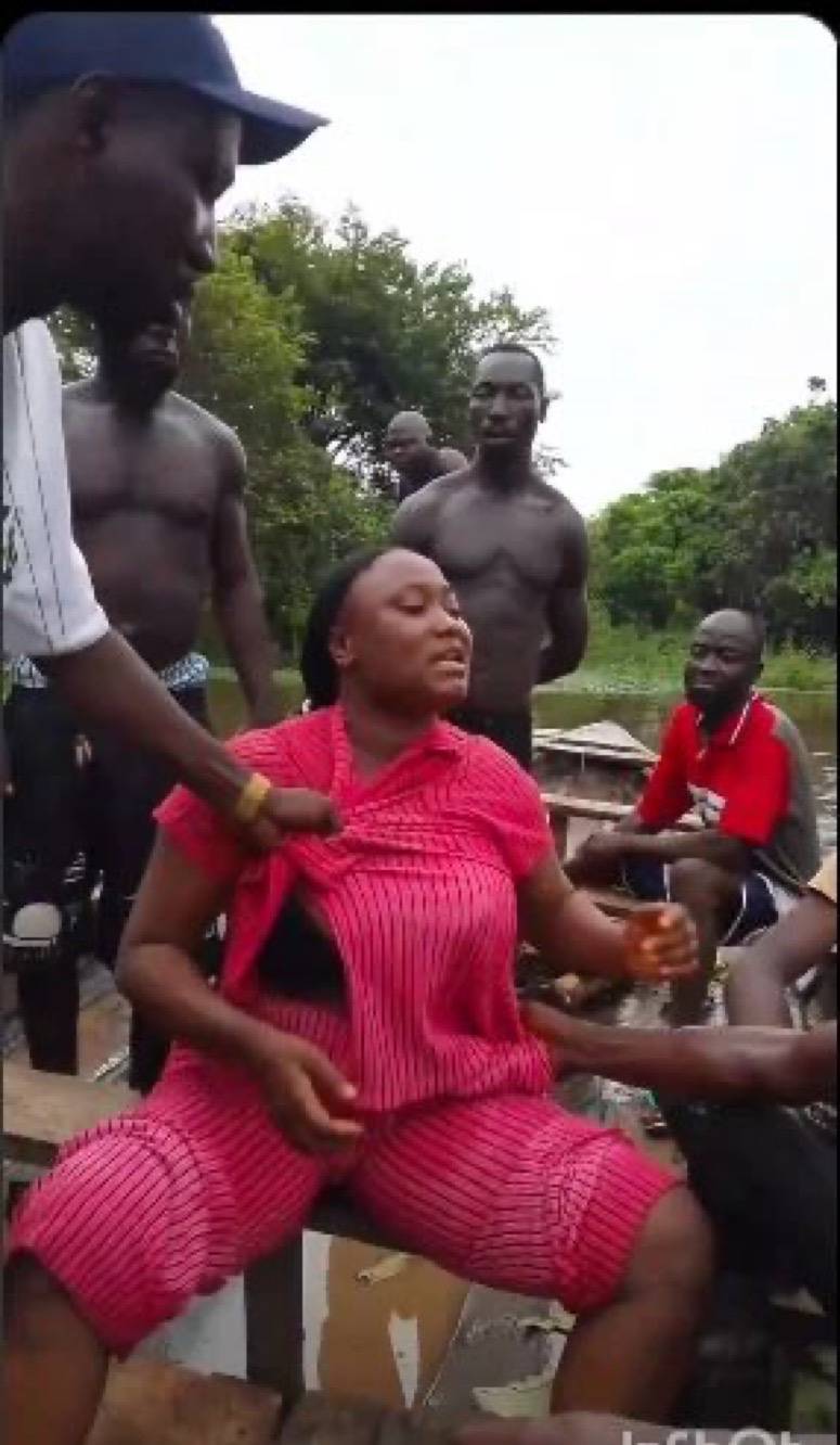 BREAKING NEWS:
๐ฅ Horror in Edo ๐ญ
Mother Throws 5-Year-Old Child Into River on Fake Seer's Orders,...