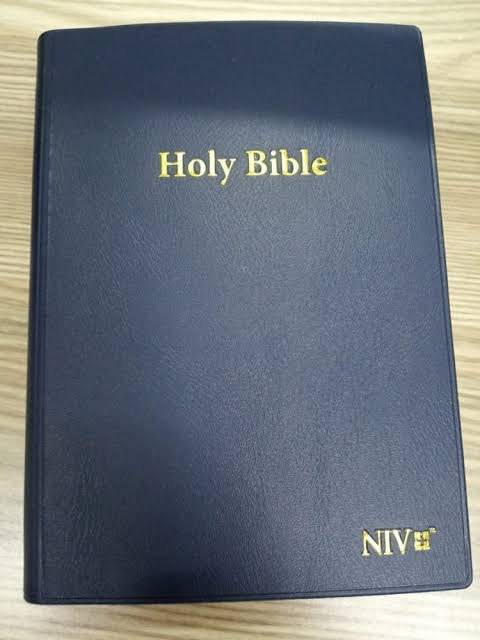 ๐ Happy Sunday My Lekeelekee Family ๐๐
Which Bible Do You Normally Use?
Physical Bible or Onl...