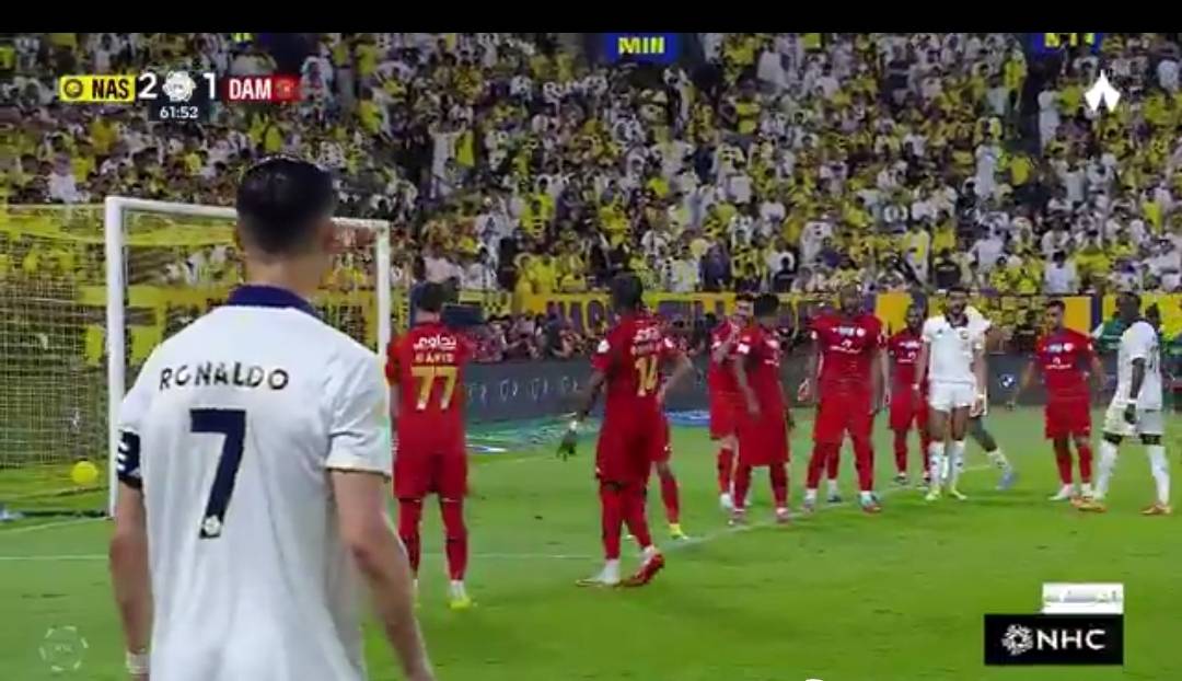 ๐จ๐จ| GOAL: CRISTIANO RONALDO DOS SANTOS AVEIRO SCORES A FREEKICK!!!
Al Nassr 3-1 Damac FC