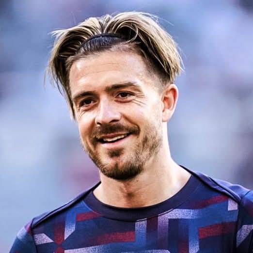 ๐ฟ Jack Grealish on meeting Lionel Messi during City vs PSG:
"It was the first time I saw him play...