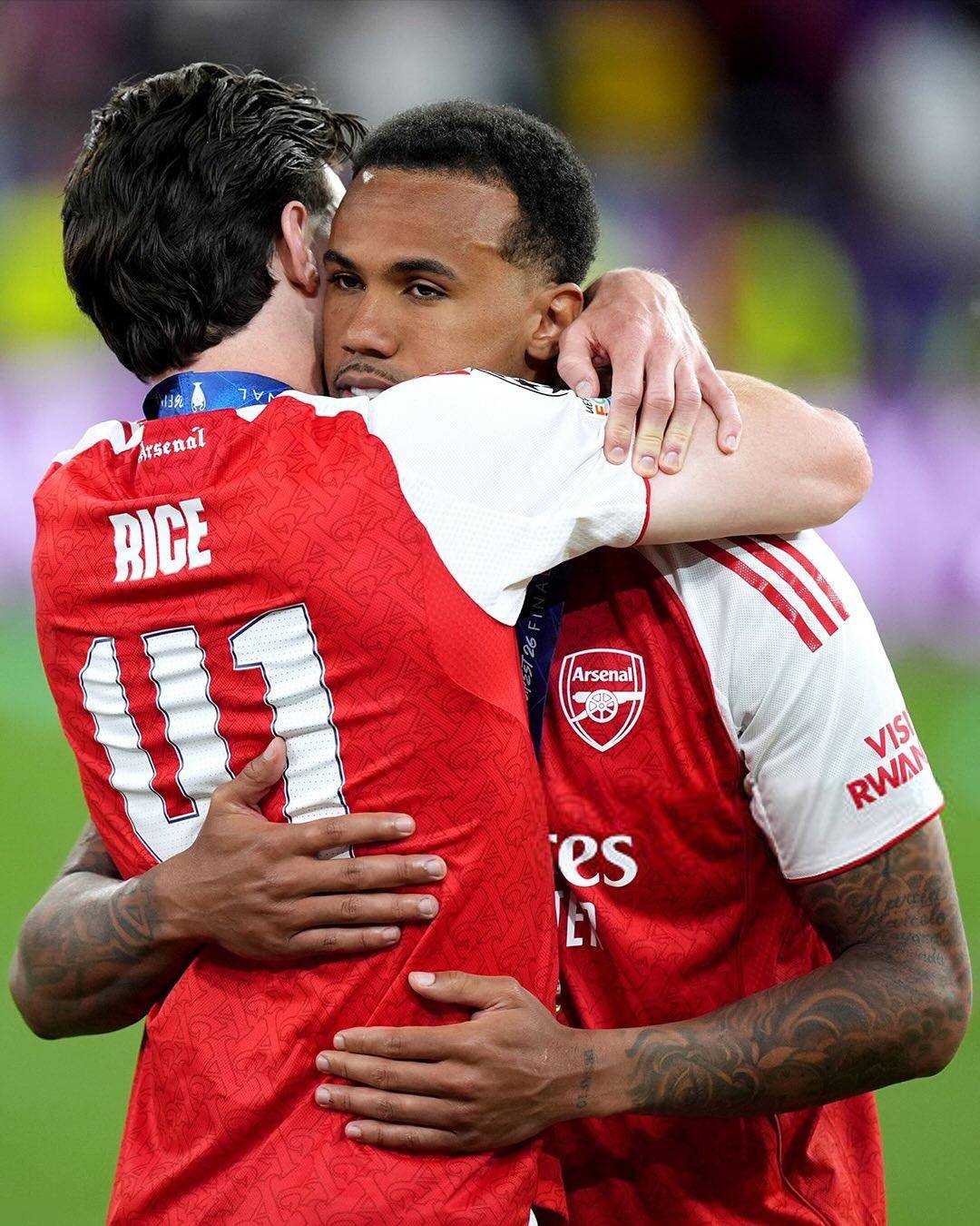 ARTETA CENTERS ARSENAL “JOY” ❤️

Mikel Arteta told reporters after Arsenal’s loss on penalties in th...