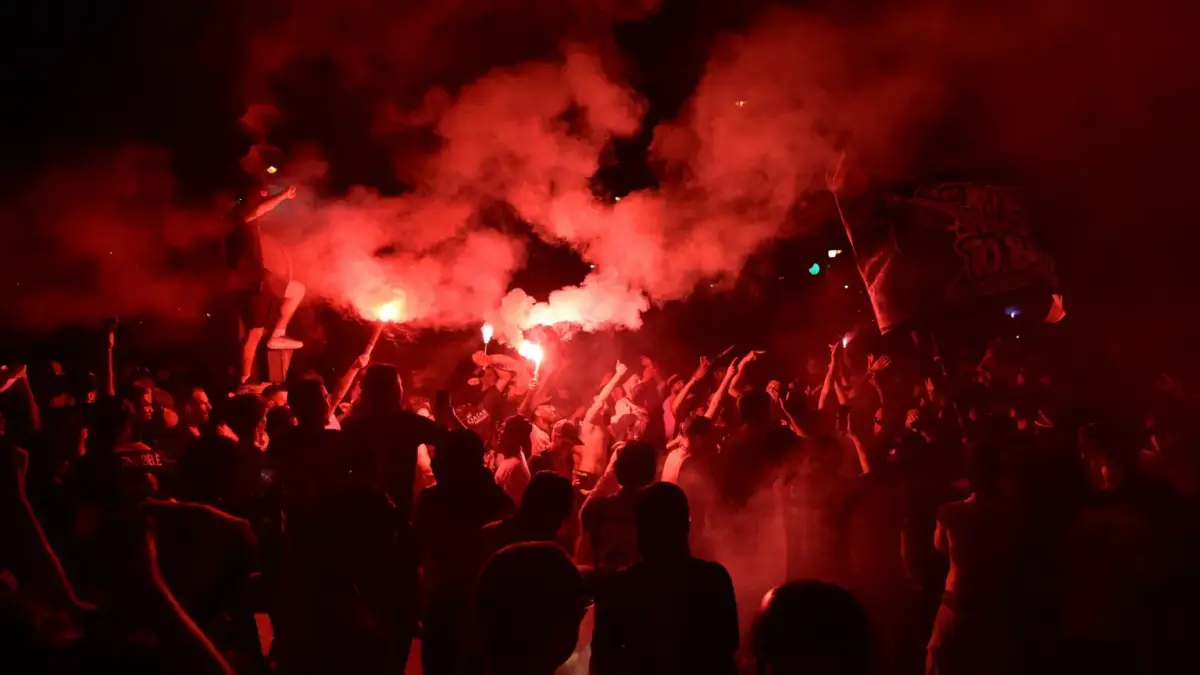 Over 400 arrested after PSG Champions League celebrations turn violent
More than 400 people were ar...