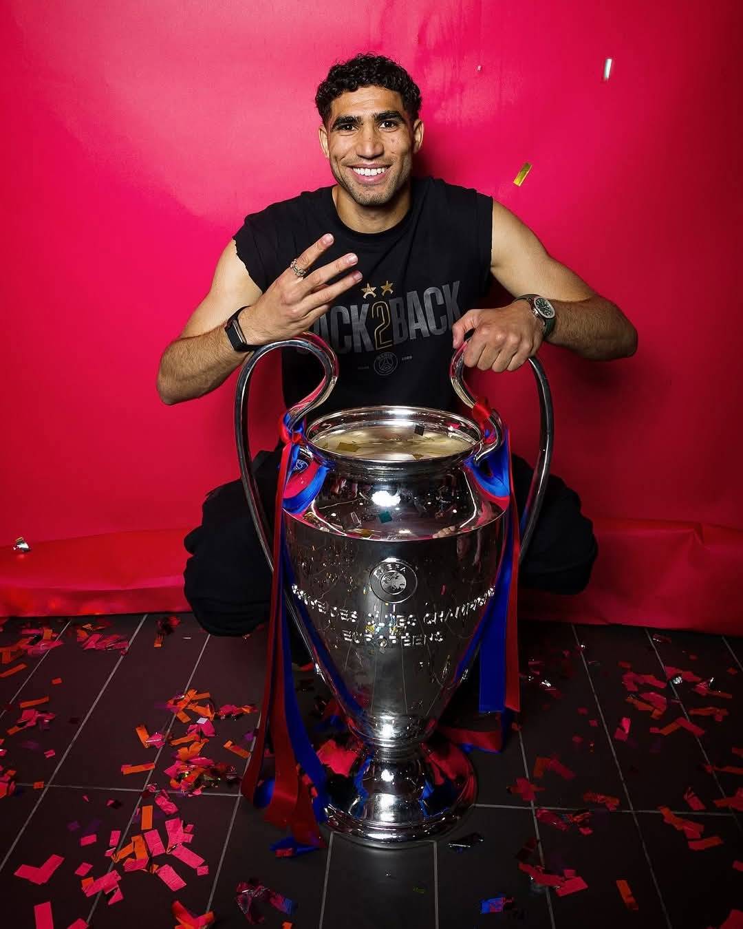 ππ²π¦ Achraf Hakimi is the ππππ πππππππππ ππ
πππππ ππππππ ππππ with 1οΈβ£9οΈβ£ major trophies! ππ
One m...