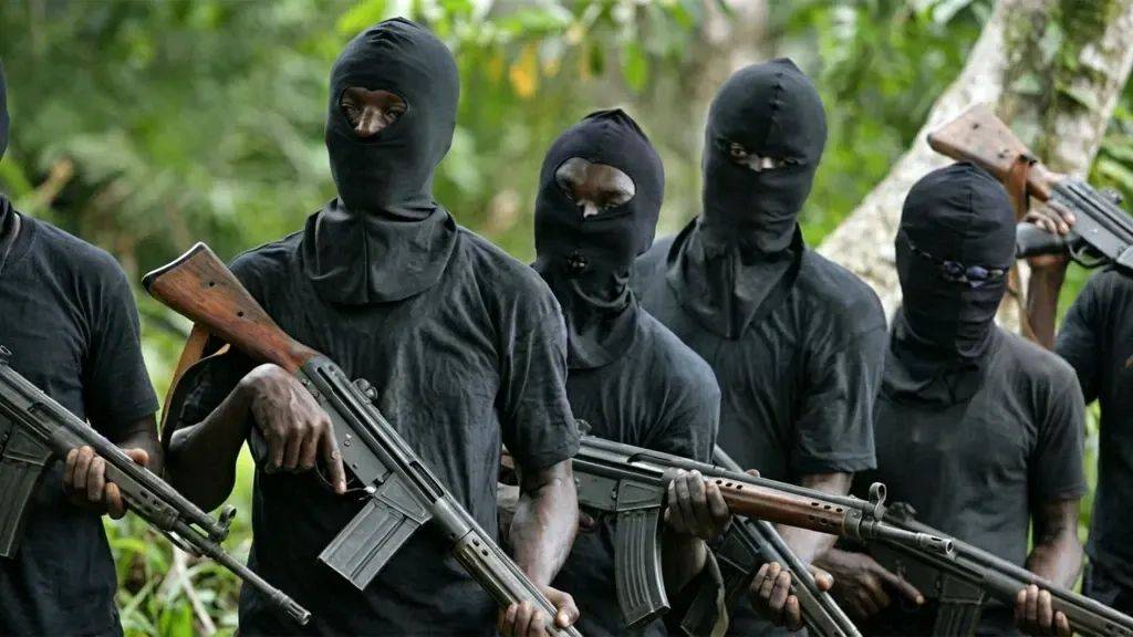 Gunmen kidnap woman in Edo
A woman who went shopping on Sunday at the popular Vegetable Market off...