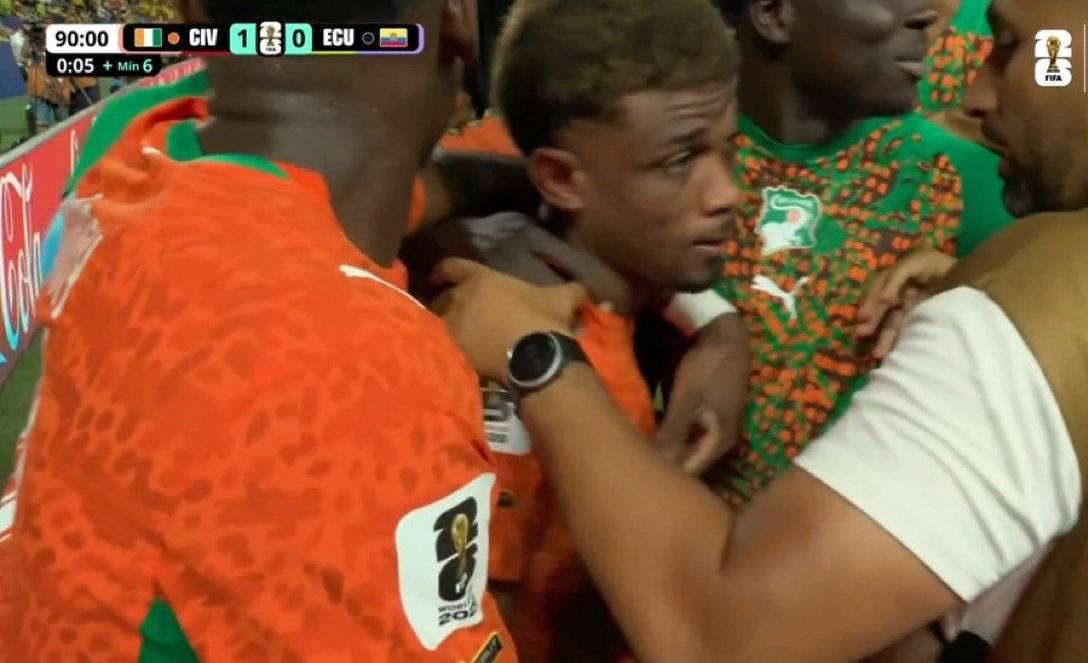 ๐จ๐จ| GOAL: AMAD DIALLO SCORES TO GIVE IVORY COAST THE LEAD IN THE 90th MINUTE!!
Ivory Coast 1-0 Ec...
