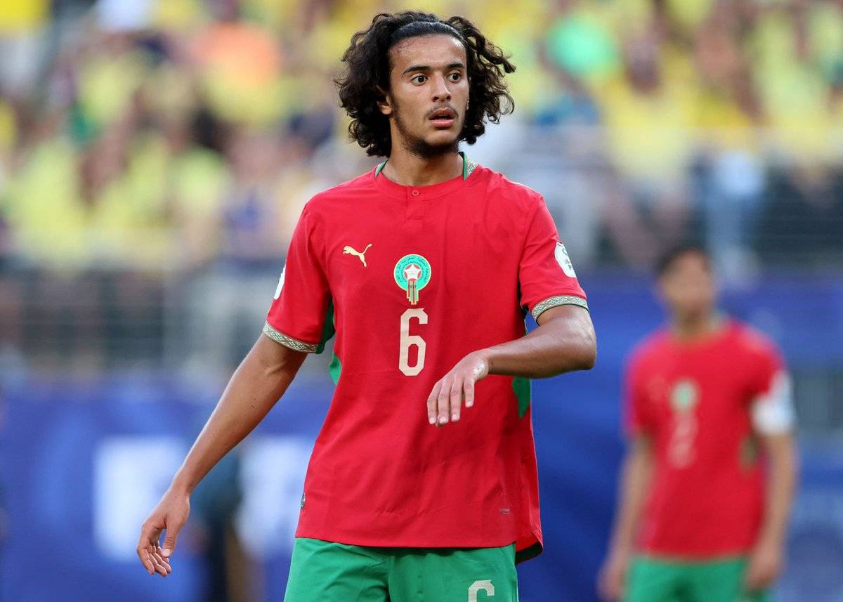 🚨 Ayyoub Bouaddi has dominated two matches at the World Cup at the age of 18. 🇲🇦
He's faced Casemi...