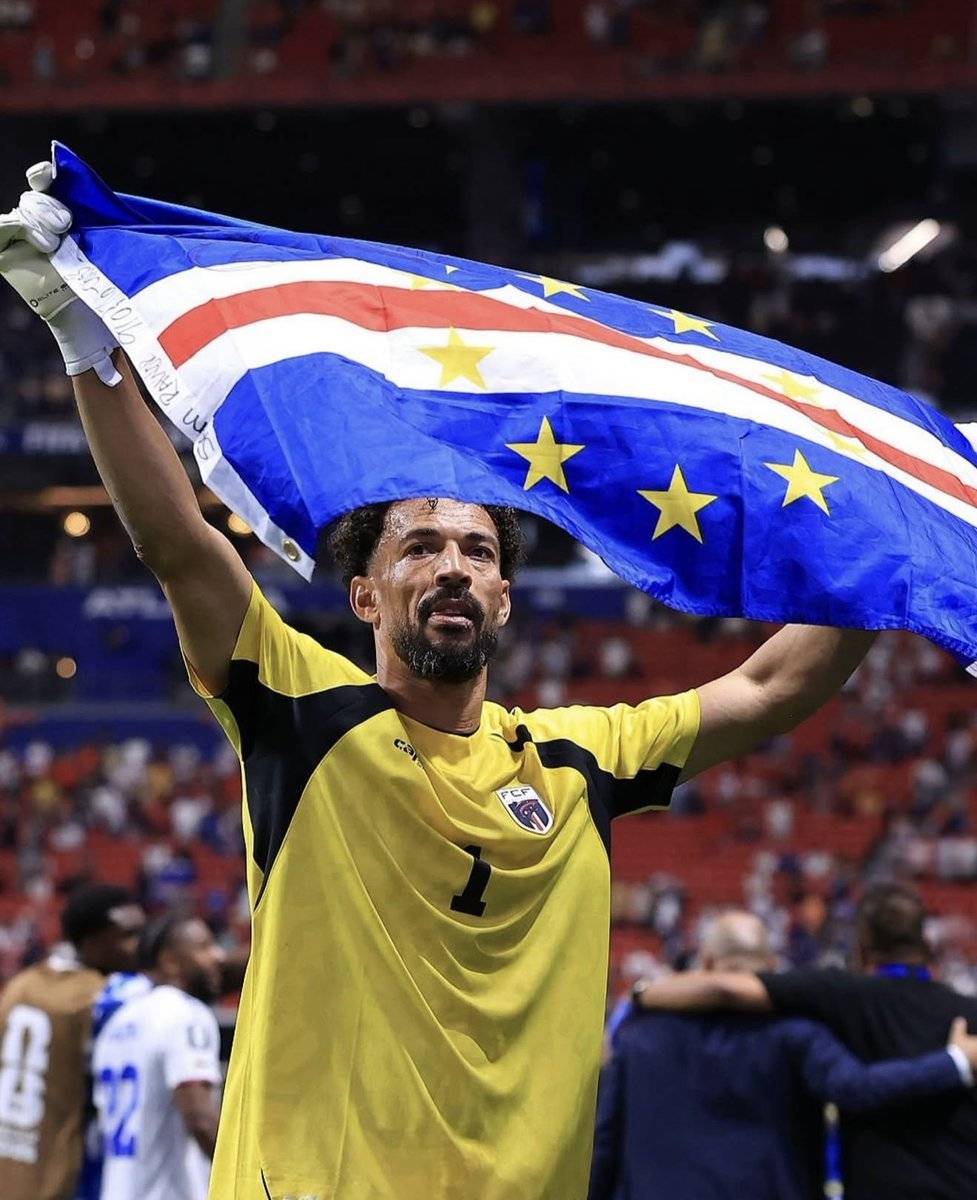 Cape Verde Goalkeeper, Vozinha is the oldest African Player to play in the FIFA World Cup Knockout P...