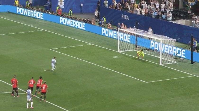 ๐จ๐จ| THE KEEPER HAS SAVED THE PENALTY AGAINST LIONEL MESSI!!! โ