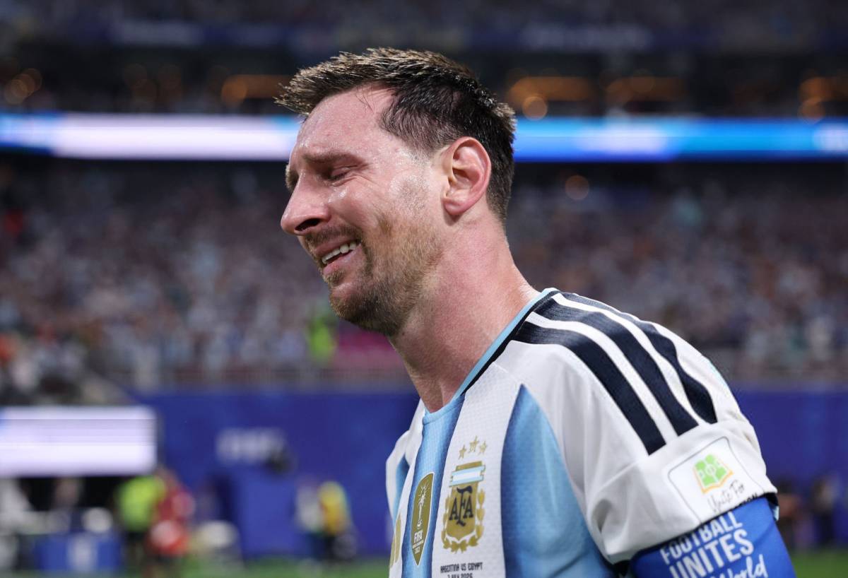 Lionel Messi in tears after leading Argentina to an incredible comeback against Egypt. ๐ฅน๐