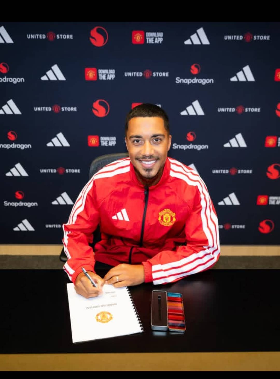 IT’S OFFICIAL: Youri is a Red! ✍️🔴